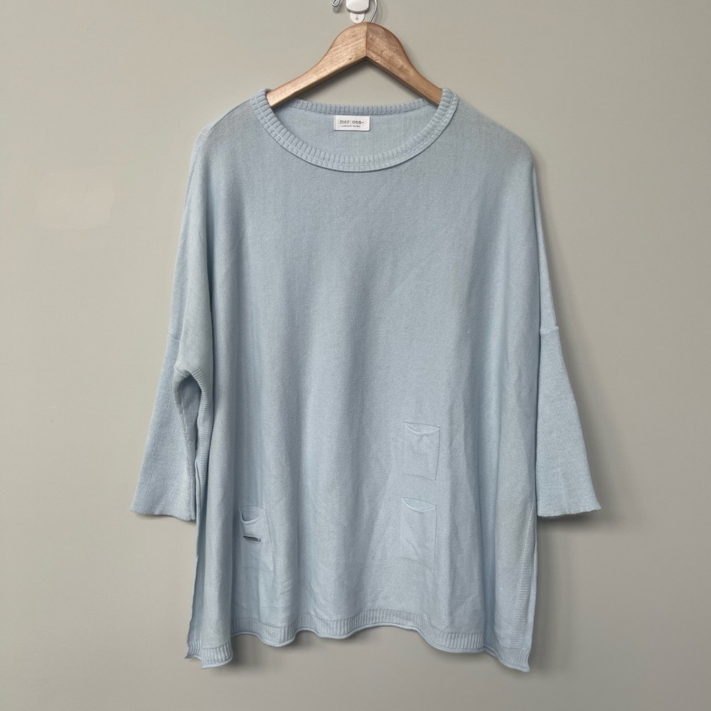 Mer Sea | Catalina Travel Sweater Light Blue Relaxed Fit Side Slits Minimalist